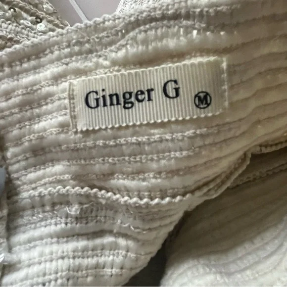 Like New Off White Sequined Mini Skirt size medium - Picture 5 of 7